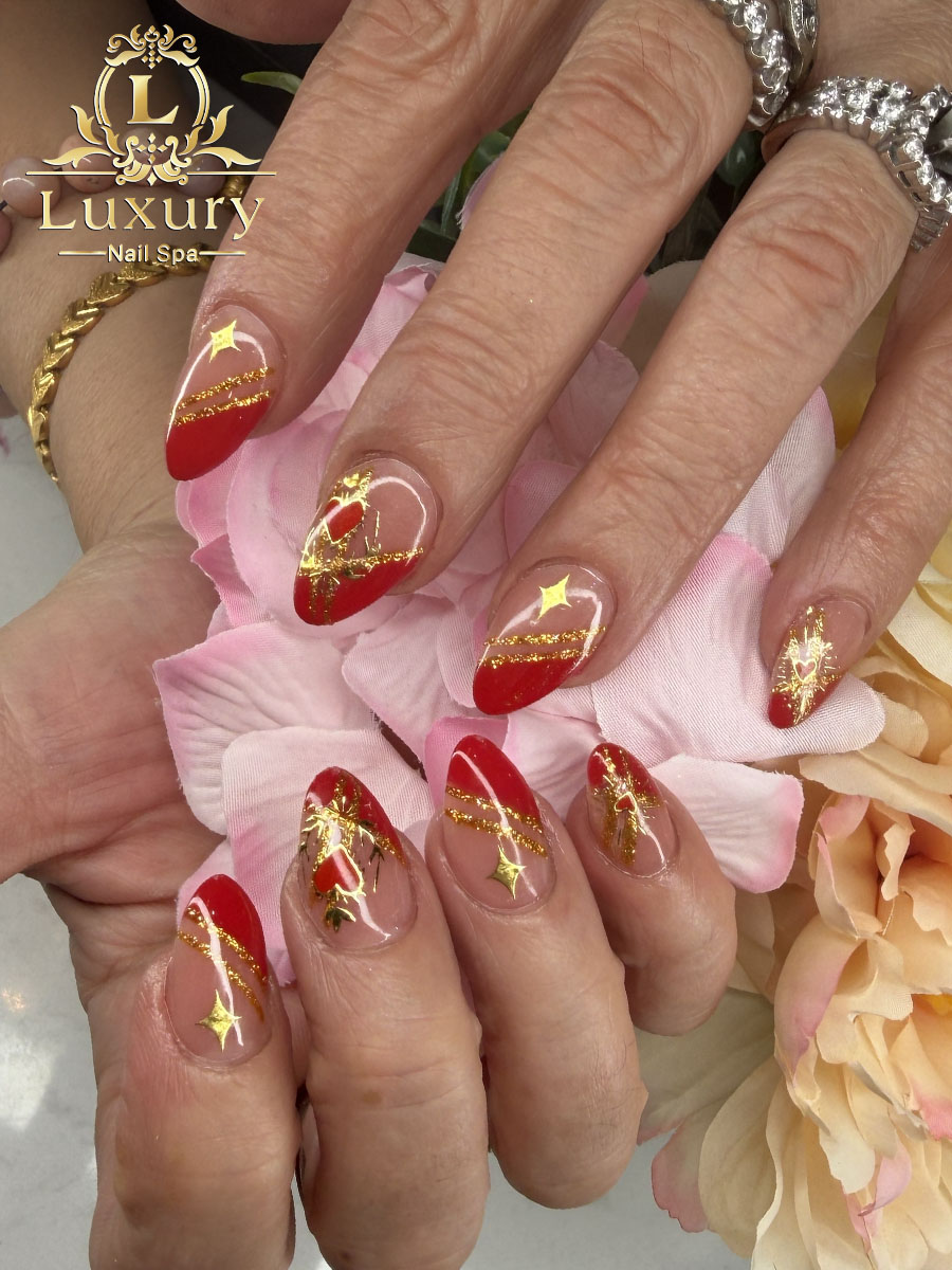 Luxury Nails Spa